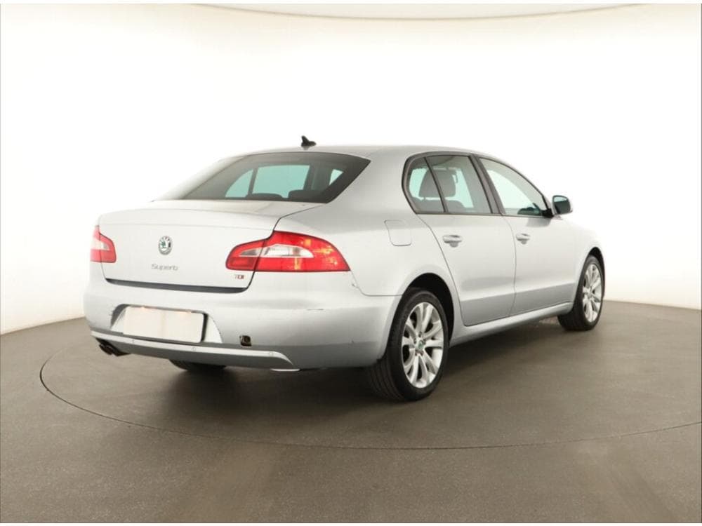 2013 Škoda SUPERB - 5