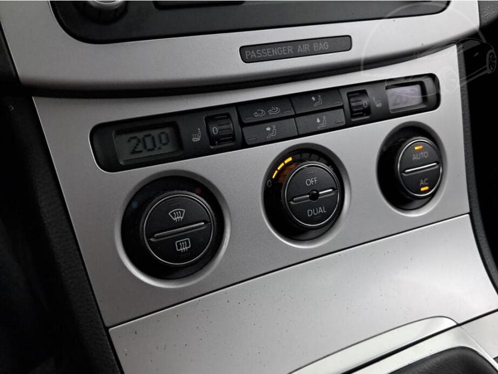 2009 Volkswagen PASSAT - 13