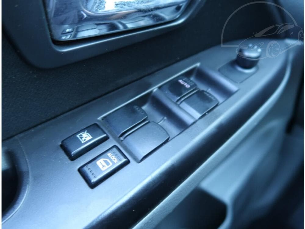2010 Suzuki SX4 - 13