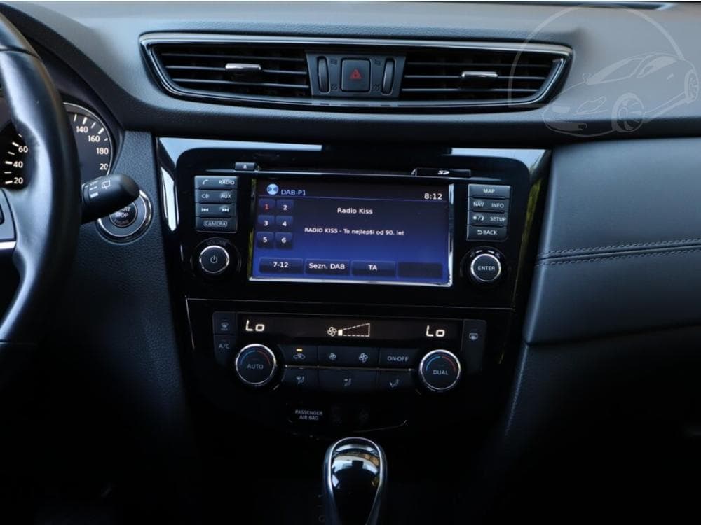 2020 Nissan X-TRAIL - 10