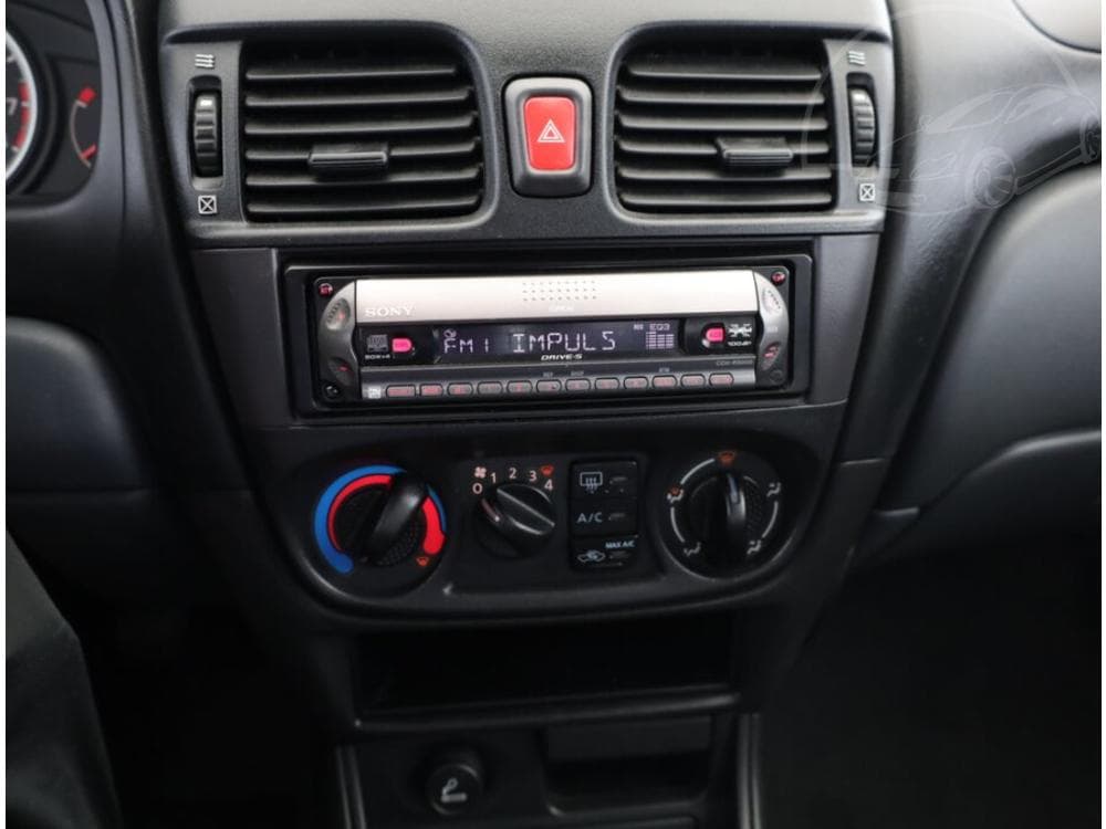 2004 Nissan ALMERA - 9
