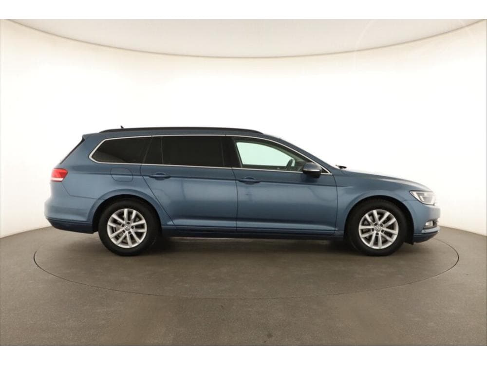 2015 Volkswagen PASSAT - 6