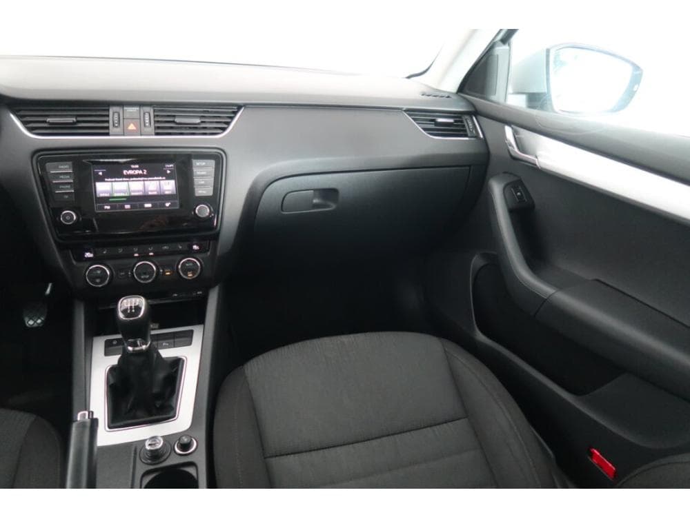 2015 Škoda OCTAVIA - 8