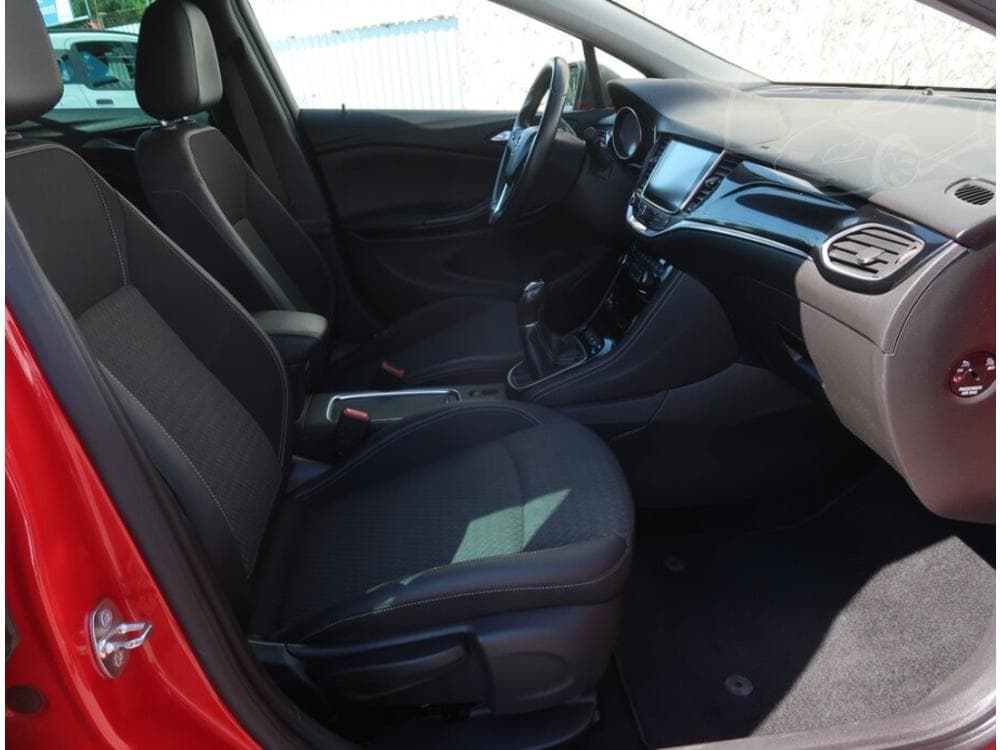 2016 Opel ASTRA - 9