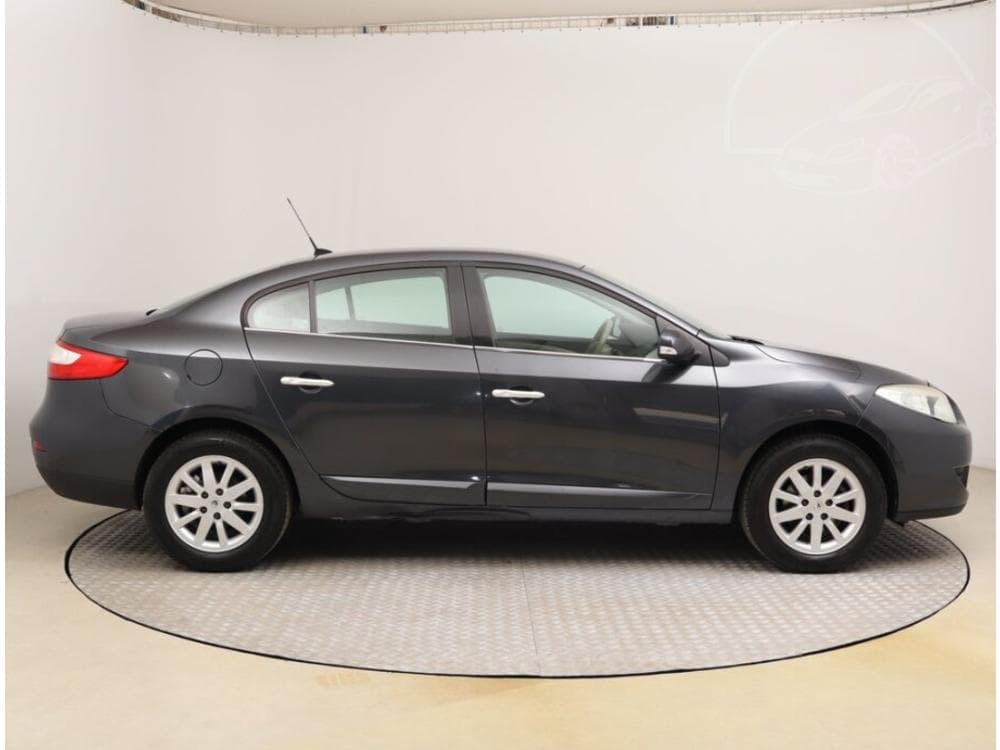 2010 Renault FLUENCE - 6