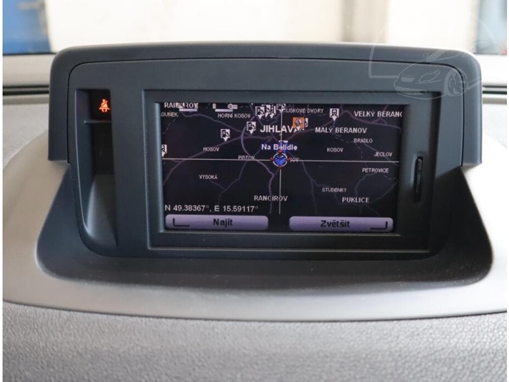 2010 Renault FLUENCE - 12