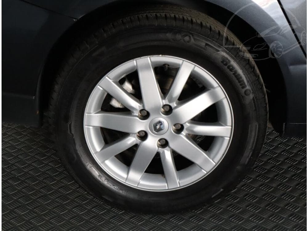2010 Renault FLUENCE - 14