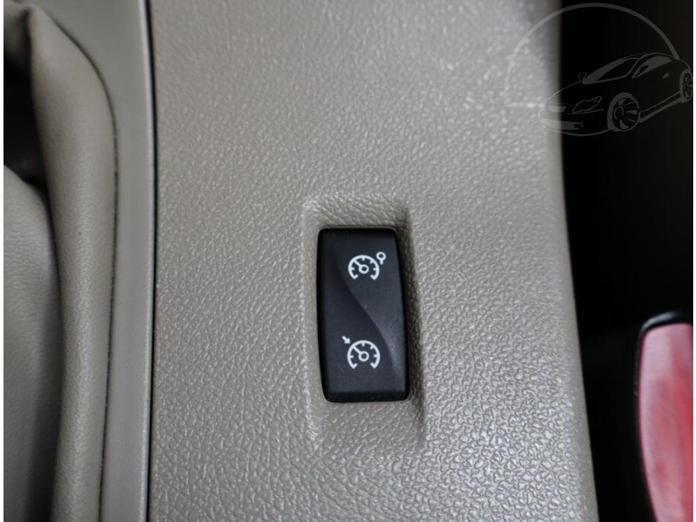 2010 Renault FLUENCE - 15