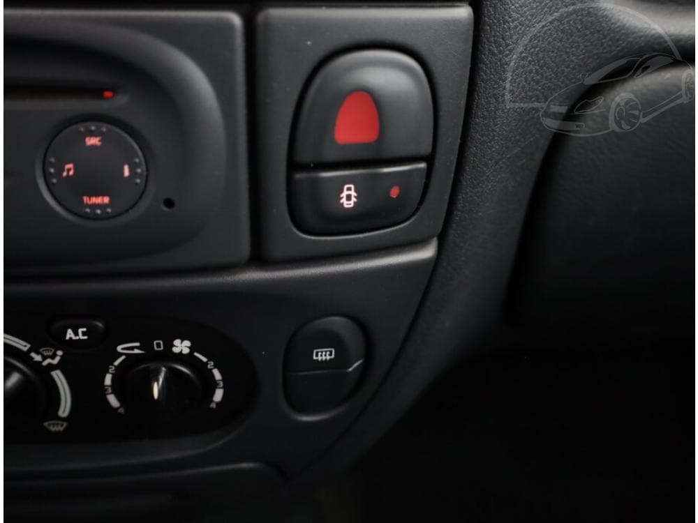 2003 Renault MEGANE - 12