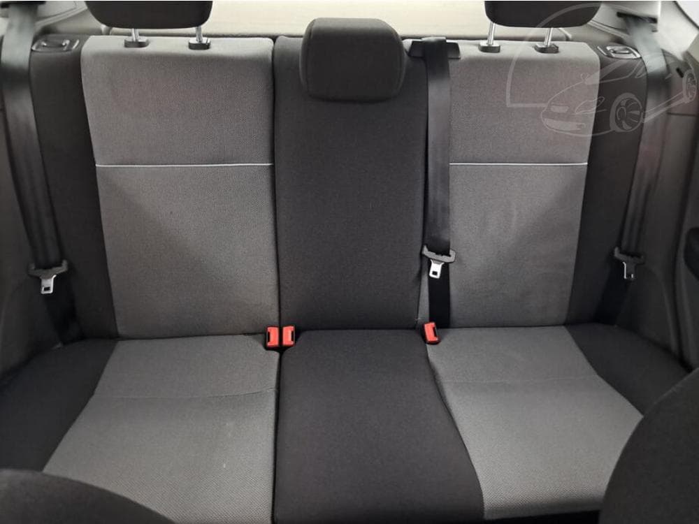 2010 Ford FOCUS - 10