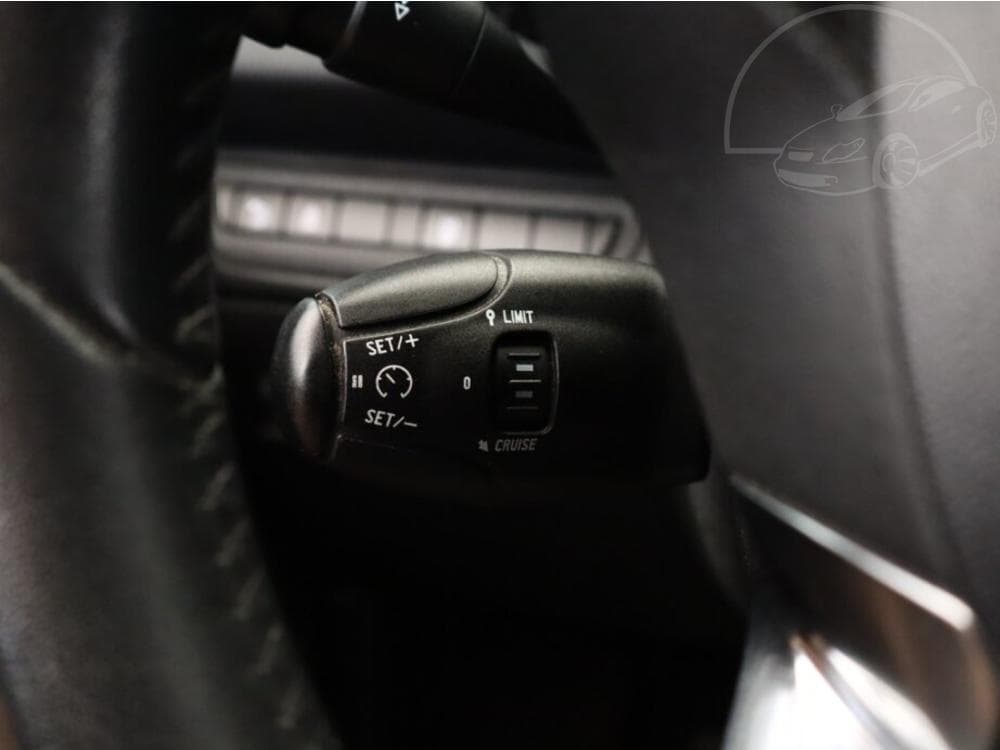 2014 Peugeot 208 - 15