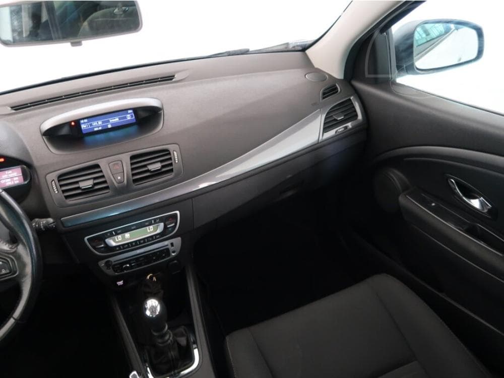 2016 Renault MEGANE - 8