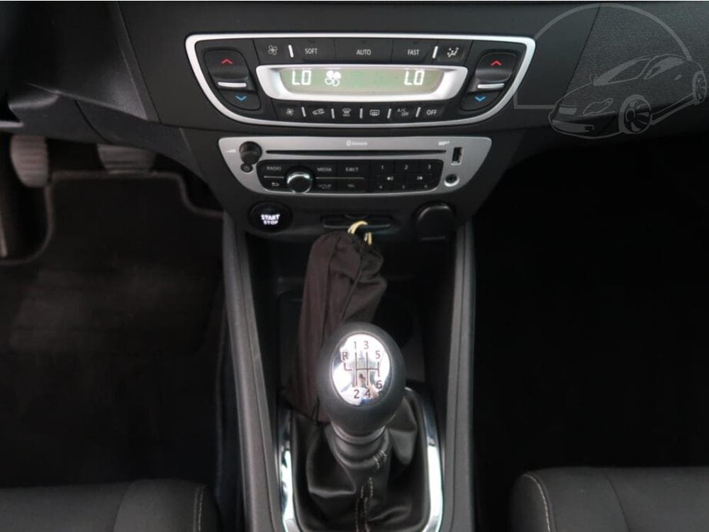 2016 Renault MEGANE - 12