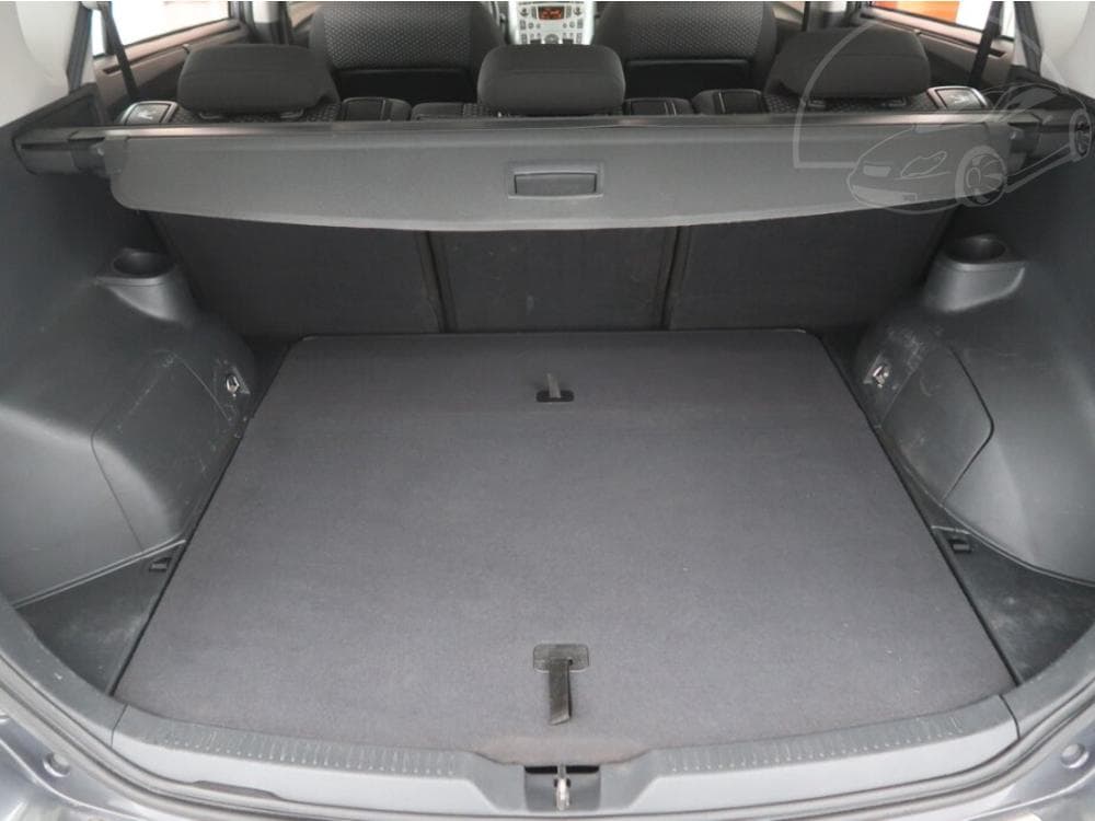 2011 Toyota VERSO - 12