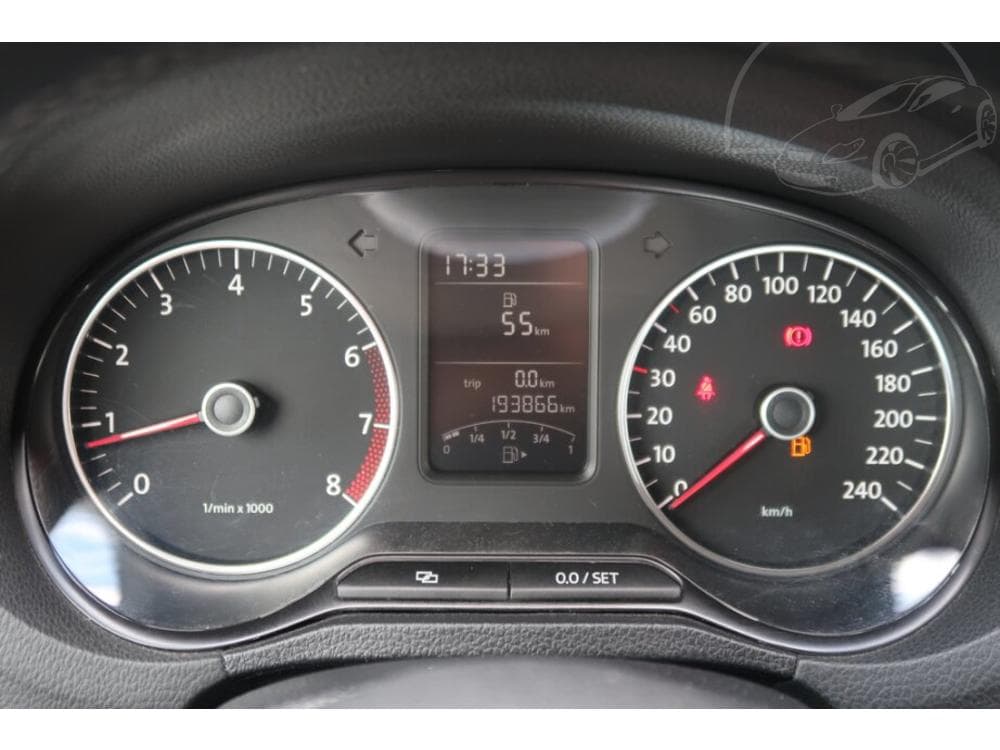 2012 Volkswagen POLO - 11
