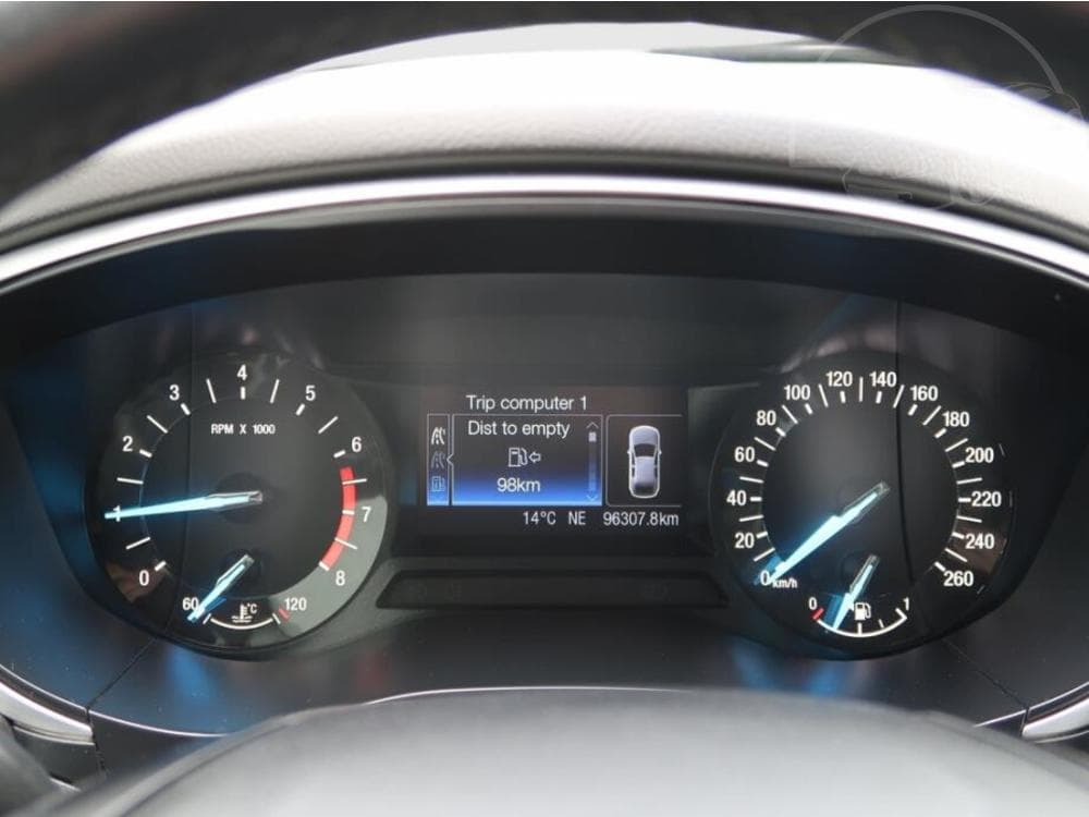 2015 Ford MONDEO - 11