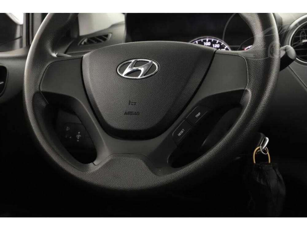 2017 Hyundai i10 - 8