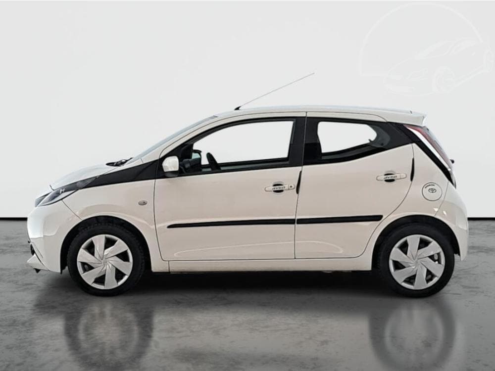 2017 Toyota AYGO - 3
