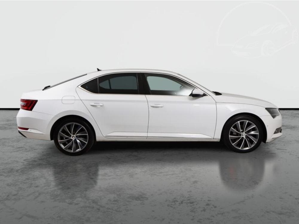 2019 Škoda SUPERB - 6