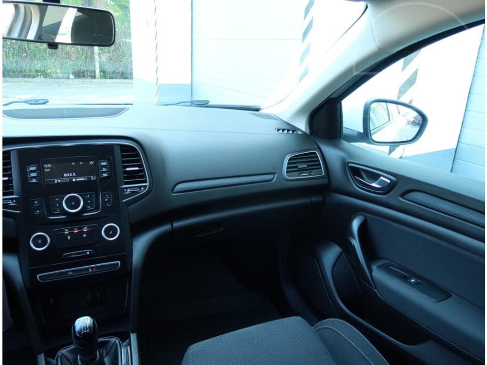 2019 Renault MEGANE - 8