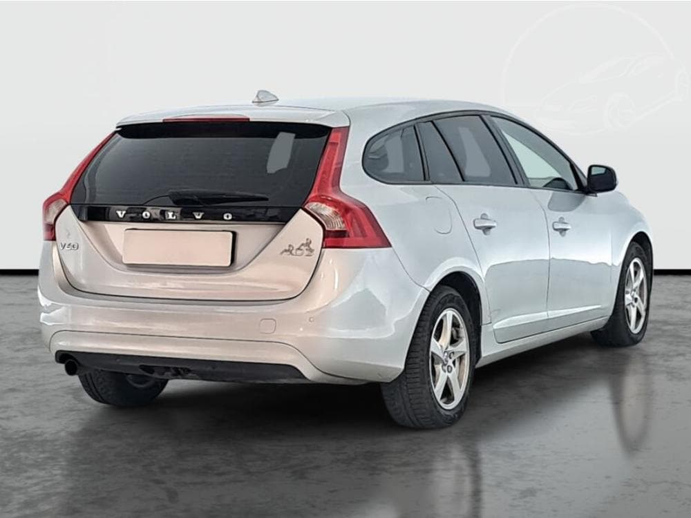 2017 Volvo V60 - 5
