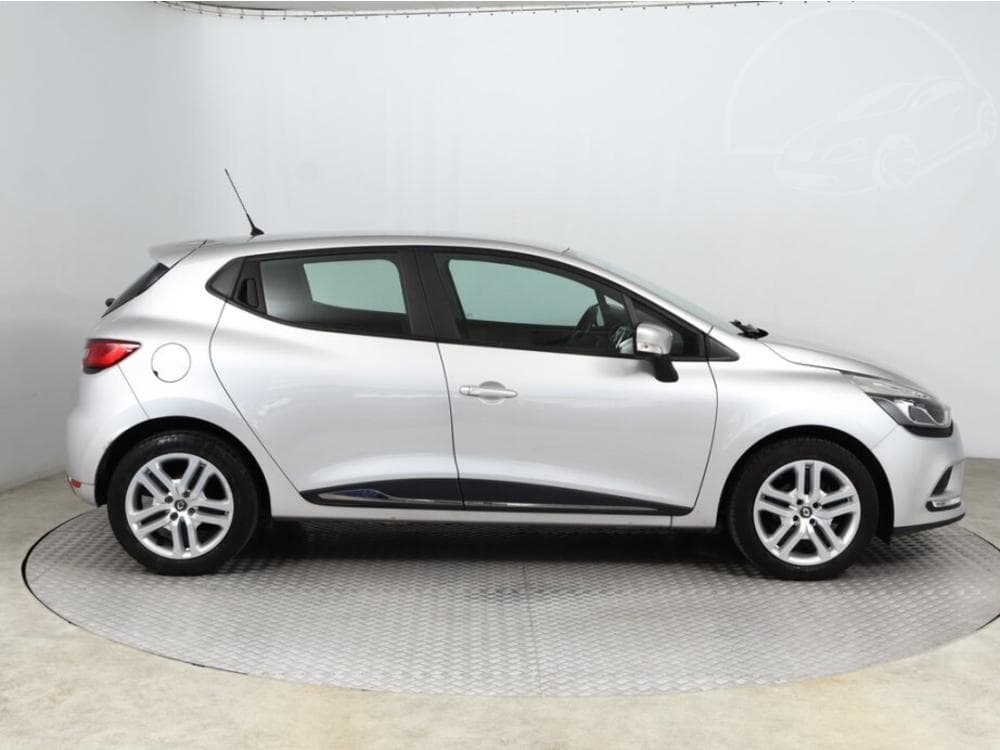 2020 Renault CLIO - 6