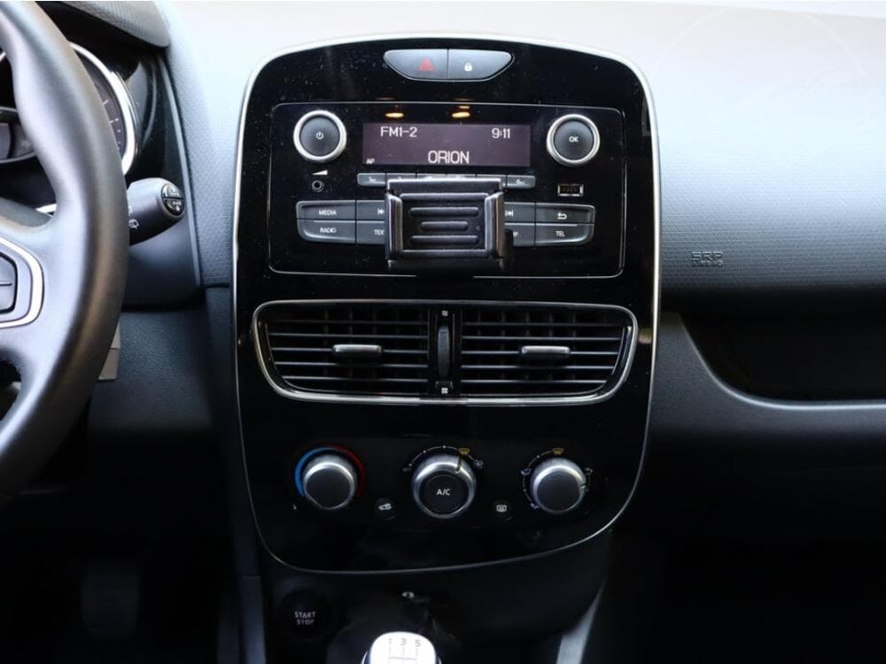 2020 Renault CLIO - 10