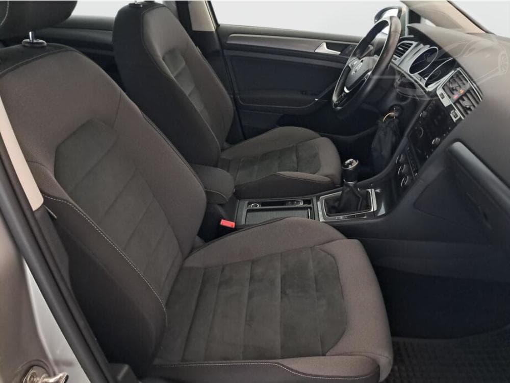 2018 Volkswagen GOLF - 9