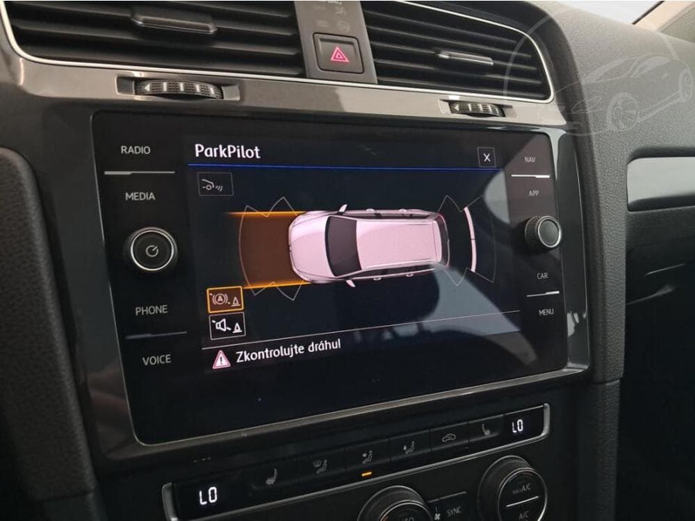2018 Volkswagen GOLF - 15