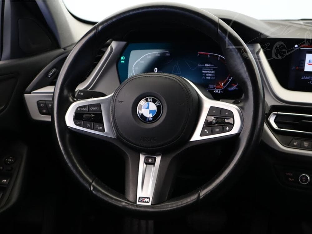 2022 BMW 1-SERIES - 14