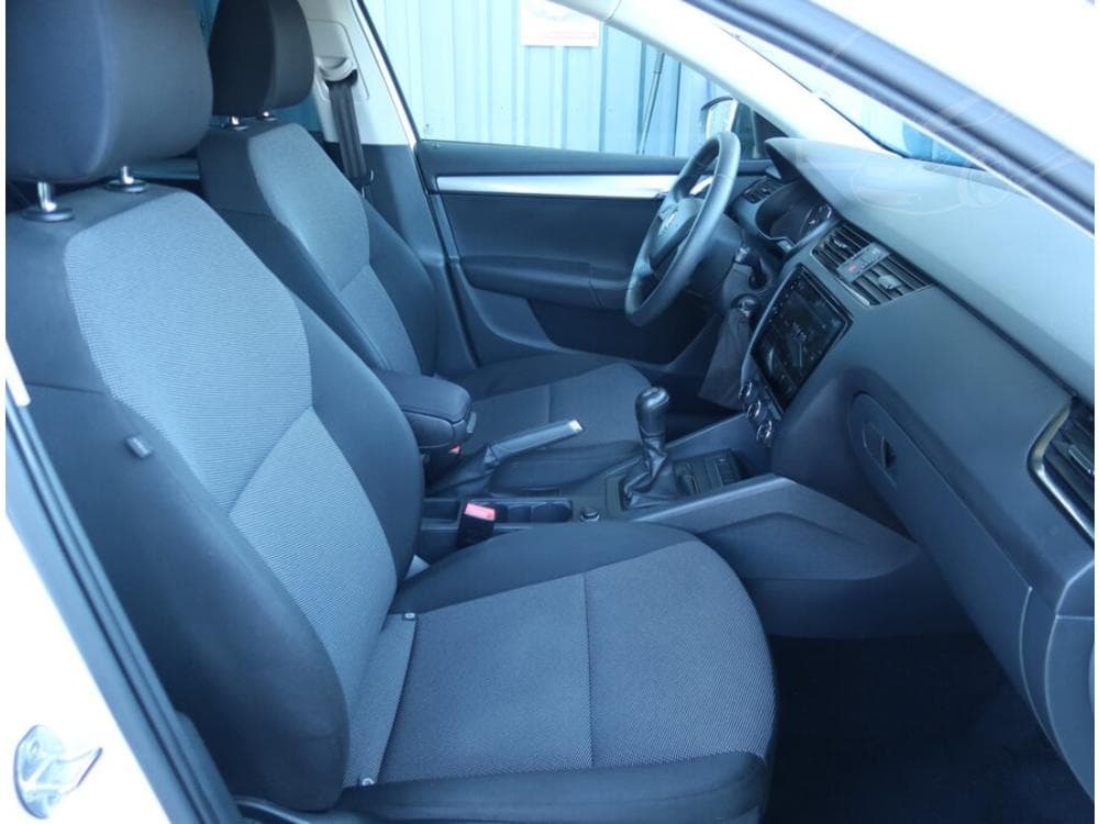 2014 Škoda OCTAVIA - 9