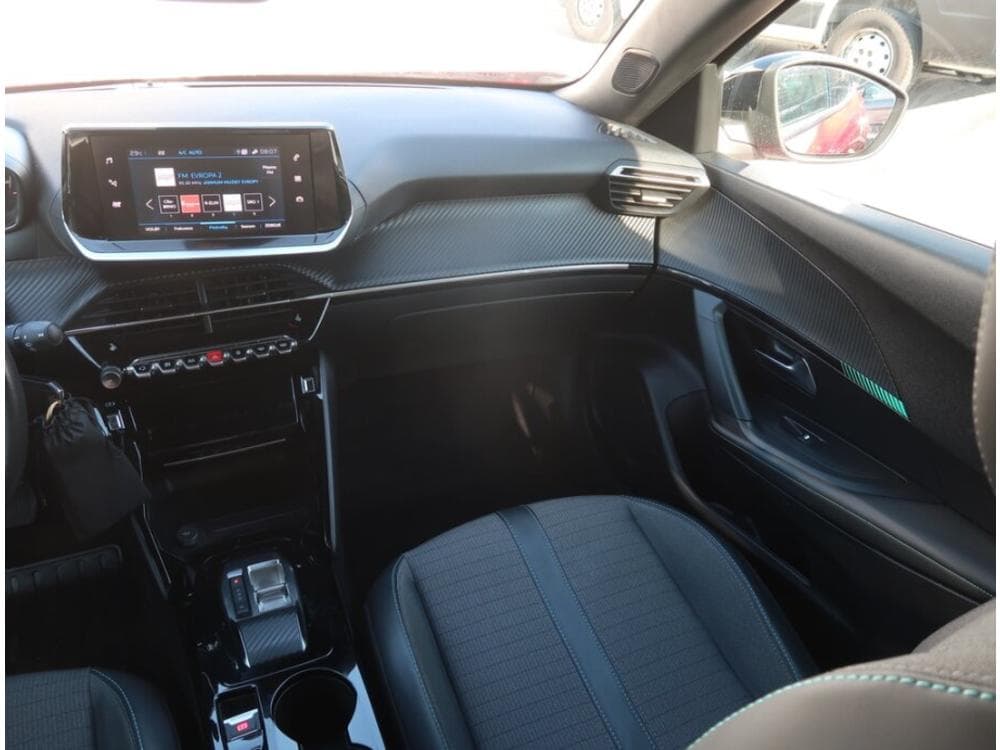 2023 Peugeot 2008 - 8