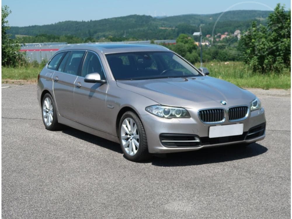 2016 BMW 5-SERIES