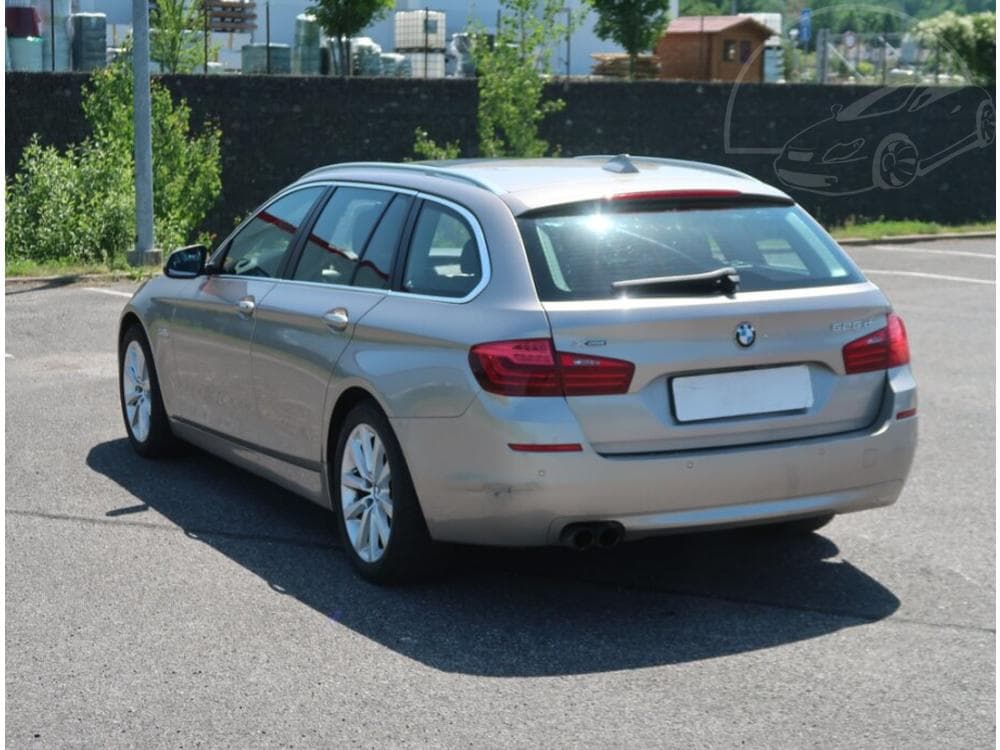 2016 BMW 5-SERIES - 4