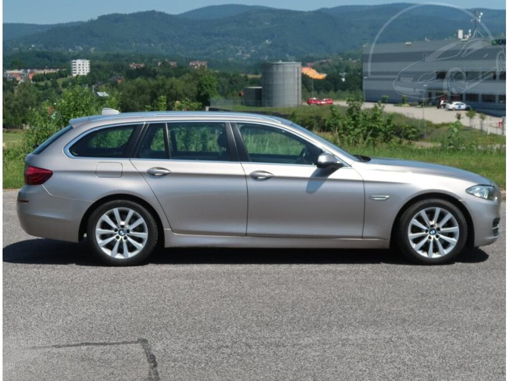 2016 BMW 5-SERIES - 6