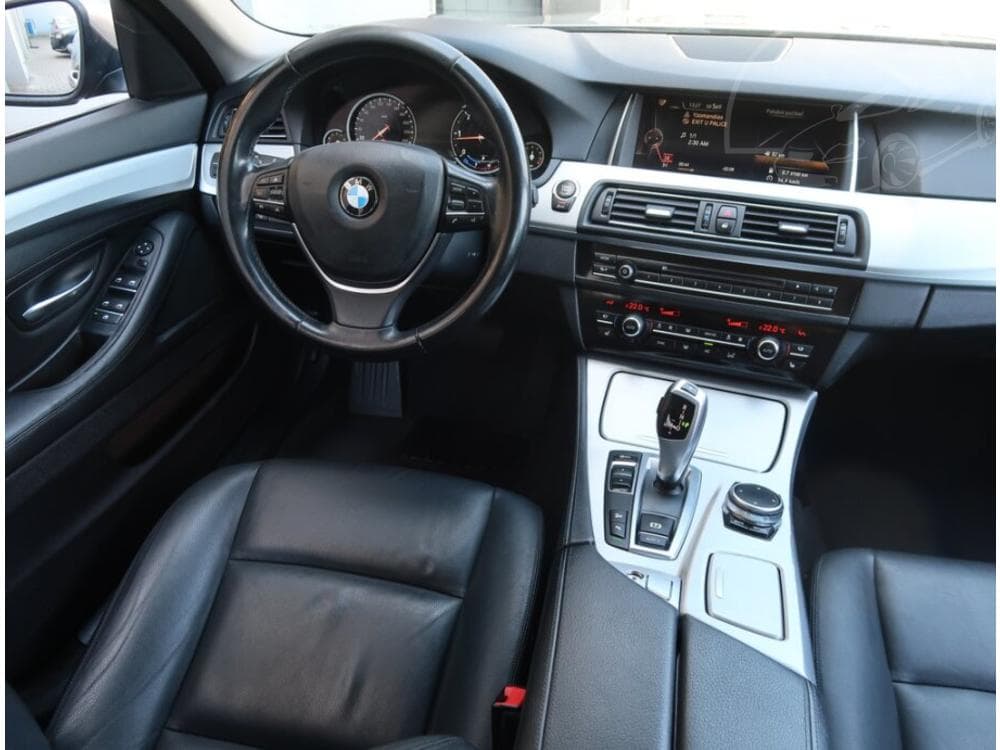 2016 BMW 5-SERIES - 7