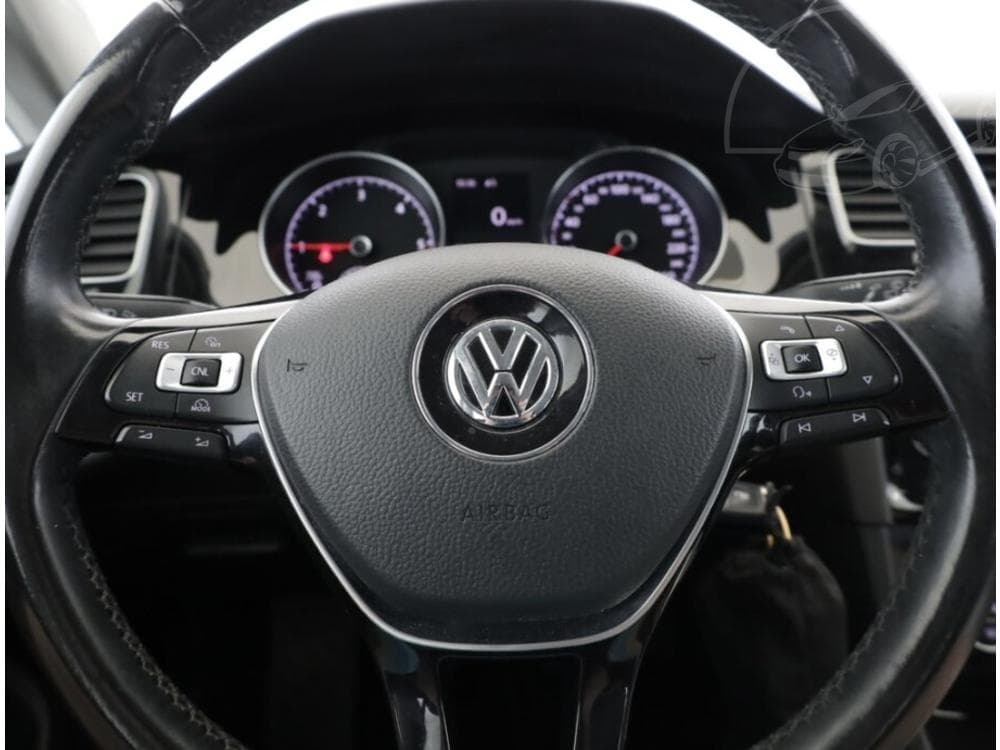 2015 Volkswagen GOLF - 8