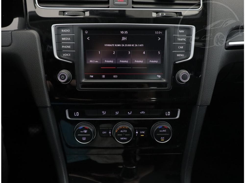 2015 Volkswagen GOLF - 10