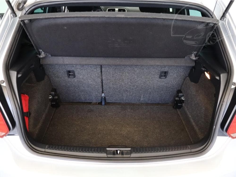 2013 Volkswagen POLO - 10