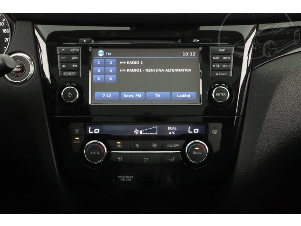 2015 Nissan QASHQAI - 9