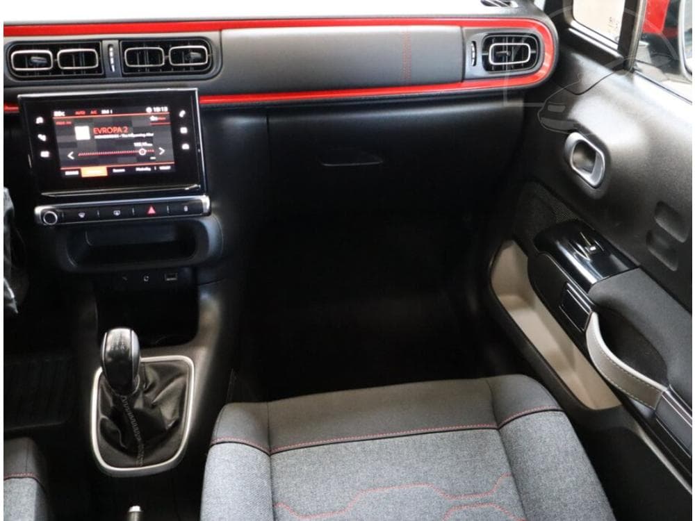 2017 Citroen C3 - 8