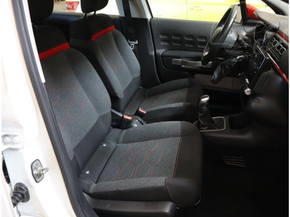 2017 Citroen C3 - 9