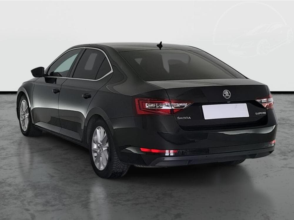 2019 Škoda SUPERB - 4