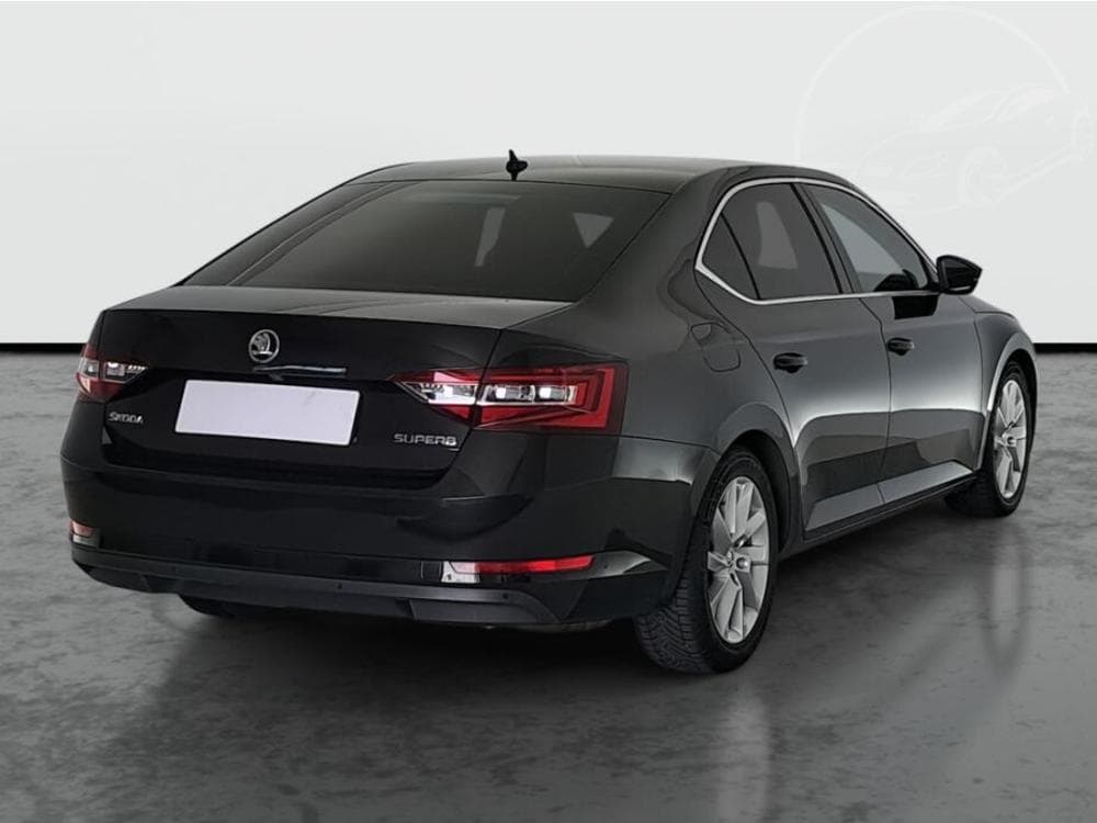 2019 Škoda SUPERB - 5