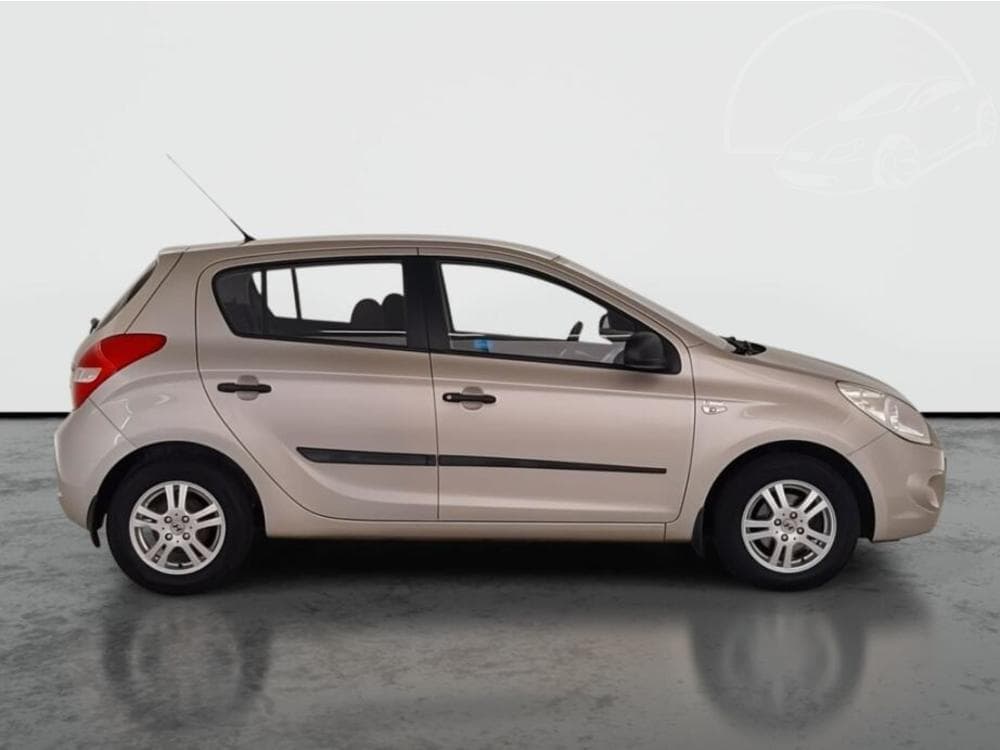 2009 Hyundai i20 - 6
