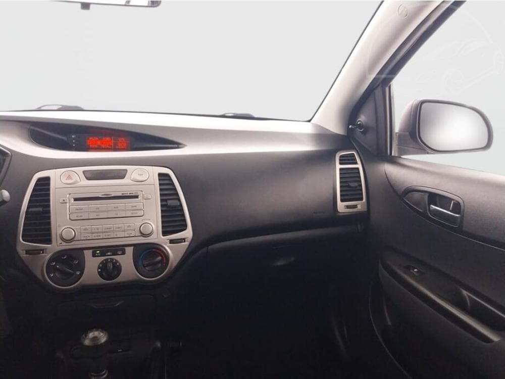 2009 Hyundai i20 - 8