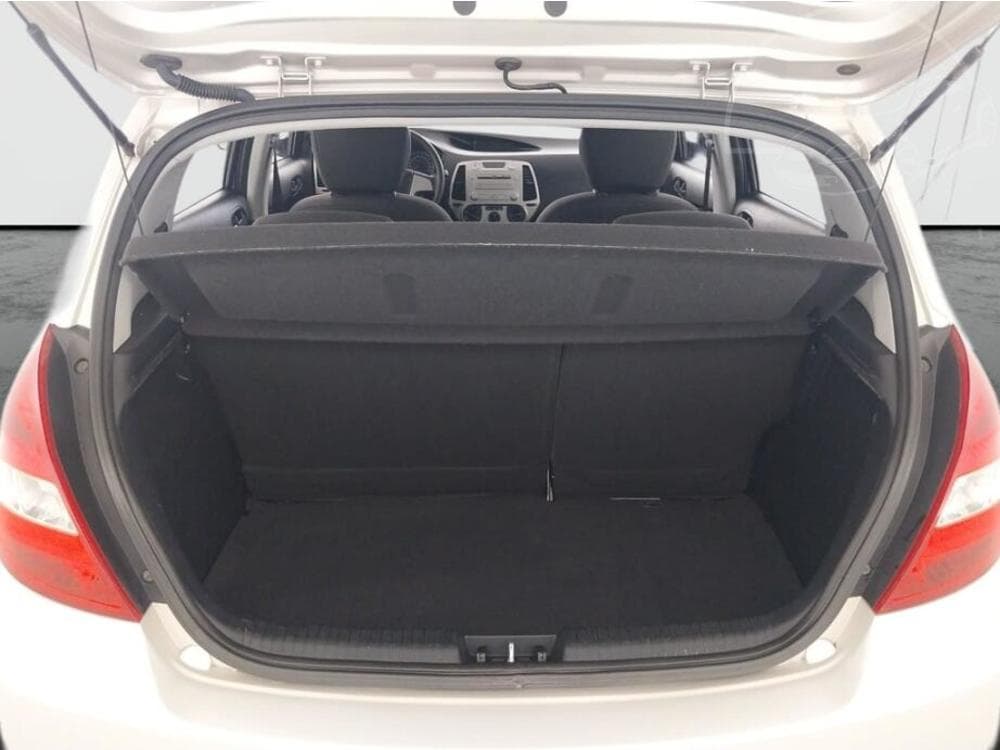2009 Hyundai i20 - 13