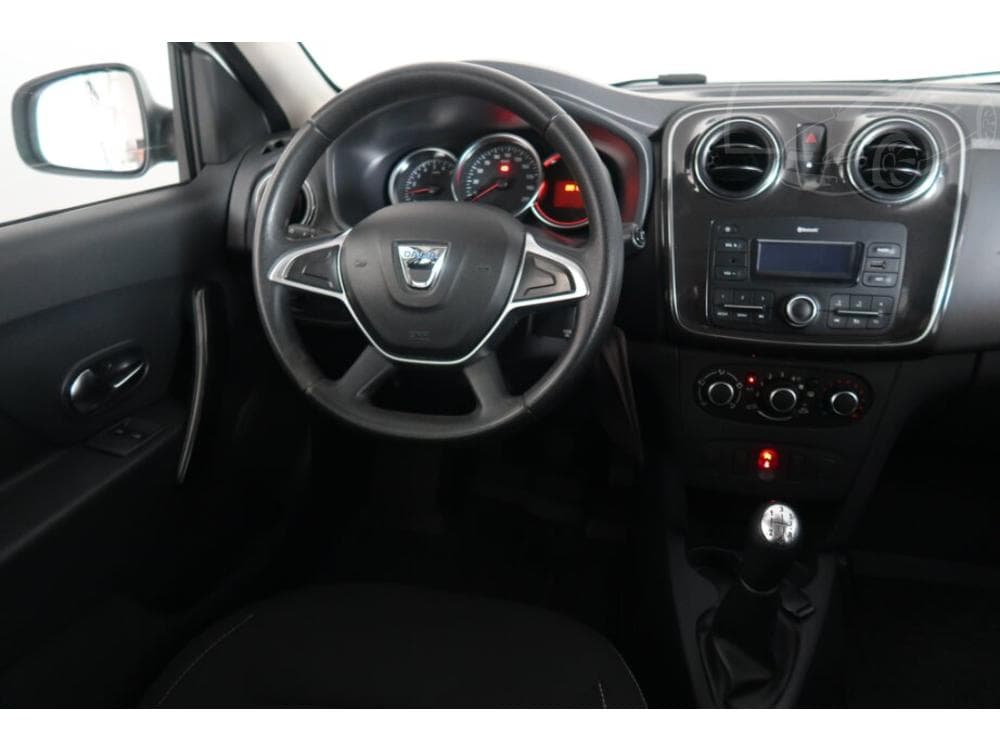 2018 Dacia LOGAN - 7
