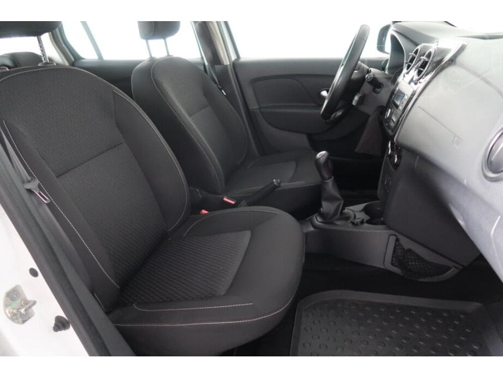 2018 Dacia LOGAN - 9