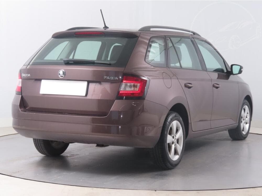 2015 Škoda FABIA - 5
